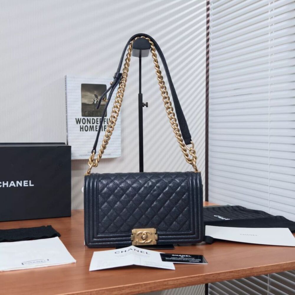 Chanel Women Pre-Loved Bag Very Good Condition